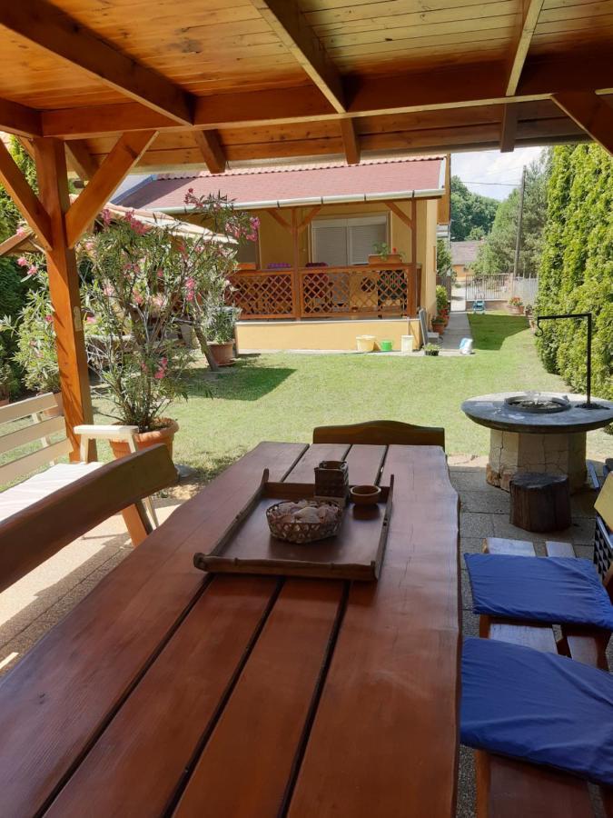 Vila Pakasz Nyaralohaz Tiszafüred Exteriér fotografie