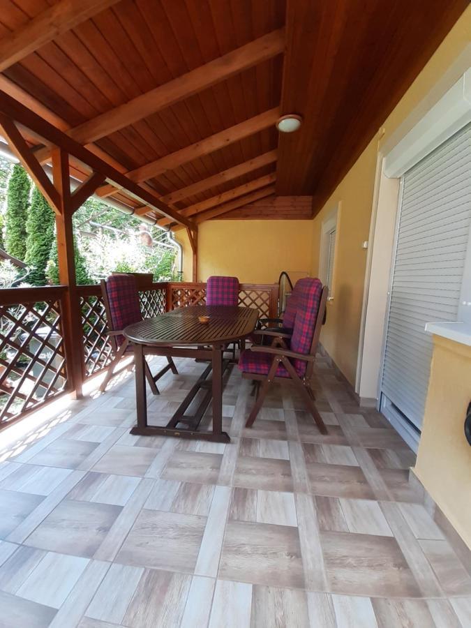 Vila Pakasz Nyaralohaz Tiszafüred Exteriér fotografie